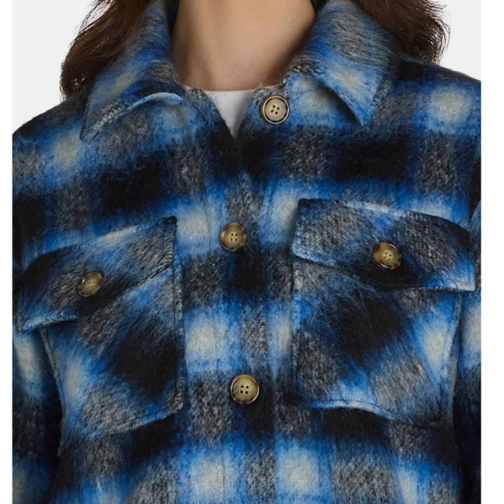 Plaid Shacket ๐ - Picture 3 of 4